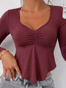SHEIN Core Rhythm ملابس علوية رياضي نسائي قطعة واحدة وتوب بدون أكمام 2026 بلون سادة، طبقة أساسية بياقة V وحافة مكشكشة مطوية، بتصميم ضيق عند الخصر وأسلوب Pure Desire - عنابي اللون - مشاهدة 4