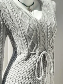 Elamini Sweater Rajut Kabel dengan Sabuk - Light Grey - View 1