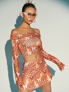 SHEIN X KeniaOs SHEIN ICON 蝴蝶与几何印花露肩短款 T 恤 - 彩色 - 查看 3