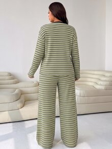 SHEIN EZwear 大尺碼女款鼠尾草綠落肩長袖T恤與長褲休閒套裝，適合秋季正式場合、度假與外出 - 彩色 - 查看 2