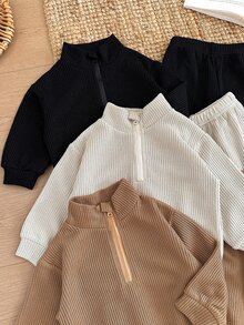 SHEIN 男嬰 2 件套純色華夫格針織半拉鍊立領衛衣長袖上衣與收口長褲，秋冬新款時尚套裝，適合嬰兒日常穿著與外出，多件套組合更多選擇，秋冬必備衣櫥套裝 - 彩色 - 查看 7