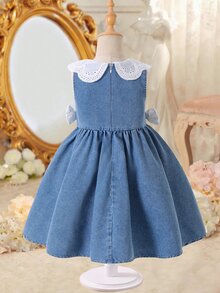 SHEIN 小女孩復古深藍色牛仔洋裝，秋季仙女風鏤空翻領蝴蝶結無袖A字公主裙，7歲生日花童派對穿搭 - 藍色 - 查看 3