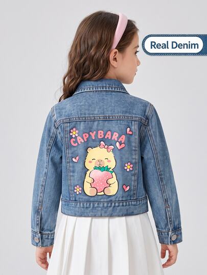 Girls' Denim Jacket, Light Blue Washed Denim, Back Printed With English Letters And Cartoon Capybara Holding Strawberry Pattern, Decorated With Pink Hearts And Small Flowers, Suitable For Spring And Autumn, Pairs With T-Shirt, Jeans Or Skirt, Suitable For School, Shopping, Casual Gatherings And Other Occasions, Cute Japanese Girl Style