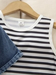 Elladie kids 2件組少女藍色水洗扭花牛仔襯衫短版外套 + 黑色針織背心洋裝，休閒酷感時尚百搭套裝，適合春夏秋冬戶外聚會 - 黑與白 - 查看 5