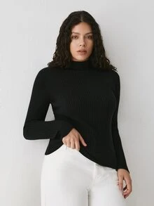 YARNWELL 大尺碼女款純色小高領長袖修身保暖內搭毛衣 秋季 - 黑色 - 查看 2