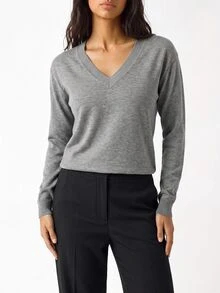 YARNWELL Atasan Rajut Kasual Serbaguna Wanita Warna Polos dengan Leher V untuk Sehari-hari - Grey - View 8