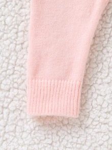 SHEIN Vintaside Kids 嬰兒女童時尚可愛百搭針織連身褲套裝，秋冬新品，開襟式設計穿脫方便，適合爬行與行走，為女嬰提供更多保護。這款嬰兒女童毛衣套裝採用高品質面料製成，精緻可愛，適合旅行、派對，也適合作為禮物。 - 彩色 - 查看 6