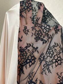 SHEIN CURVE+ Gaun Seksi Patchwork Satin & Renda untuk Wanita Ukuran Plus - Aprikot - View 7