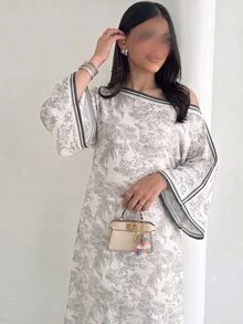 Yasmyna Light Gray Striped Floral Vintage Kaftan Robe, Elegant Autumn Style - Light Grey - View 5