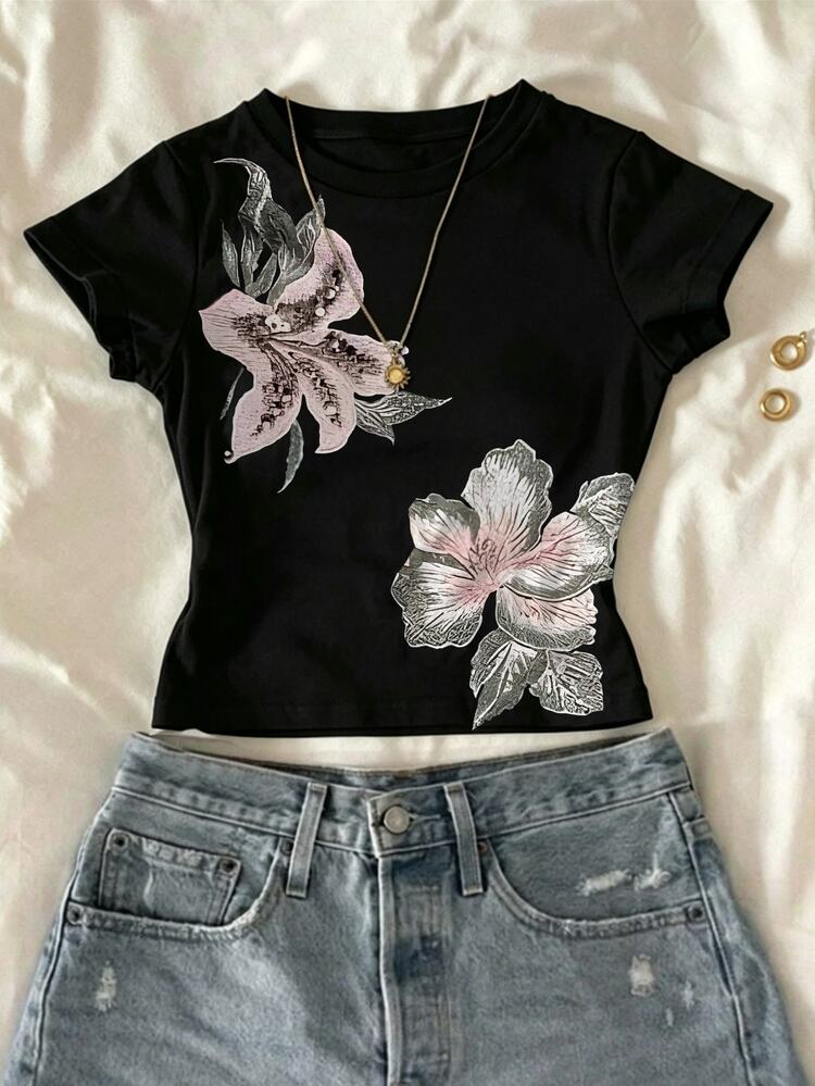 IslaSuriya Y2K Women's Floral Diagonal Patchwork Design Cropped Top, Round Neck Short Sleeve T-Shirt, Suitable For Daily, Vacation And Casual Wear - Multicolor - View 7
