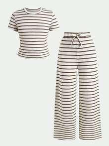 SHEIN Conjunto de camiseta de cuello redondo con bloques de color a rayas y pantalones sueltos con cintura de cordón para niña preadolescente - Blanco y Negro - Ver 3