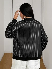 Maweii Jaket Baseball Wanita Ukuran Besar Longgar Bergaris Vertikal dengan Kerah Bergaris Huruf, Jaket Penerbangan Pendek, Pakaian Luar Kasual Jalanan, Musim Gugur/Dingin - Hitam dan Putih - View 2