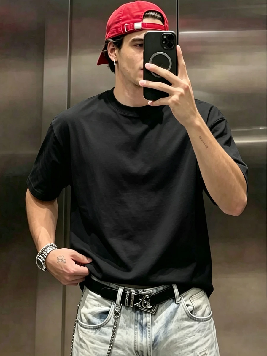 Resyla Men 男士黑色圓領短袖基礎休閒街頭風基本款T恤，適合外出、電音派對、夏季穿著 - 黑色 - 查看 1