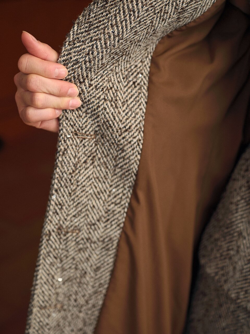 MOTF WOMEN'S AUTUMN/WINTER LAPEL HERRINGBONE SEQUIN WAIST-CINCHING SINGLE-BREASTED WOOL OVERCOAT
