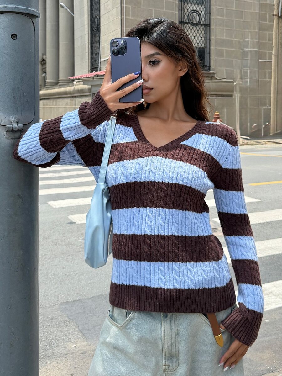 Muchica 女款棕色條紋深V領性感休閒學院風針織毛衣，適合日常通勤、早午餐、校園、街頭穿搭，秋季聖誕日常款 - 彩色 - 查看 1