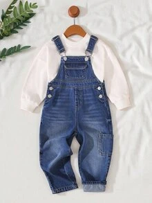SHEIN Vintaside Kids 小男孩休閒口袋設計時尚吊帶褲，鈕扣式輕盈透氣長褲，秋冬時尚穿搭，嬰兒藍 - 中等水洗藍 - 查看 2