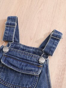 SHEIN Vintaside Kids 小男孩休閒口袋設計時尚吊帶褲，鈕扣式輕盈透氣長褲，秋冬時尚穿搭，嬰兒藍 - 中等水洗藍 - 查看 6