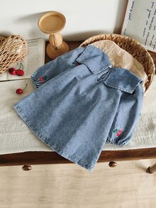 SHEIN Vintaside Kids 女嬰時尚翻領刺繡長袖水洗牛仔洋裝，適合夏季與秋冬 - 淺藍色 - 查看 3