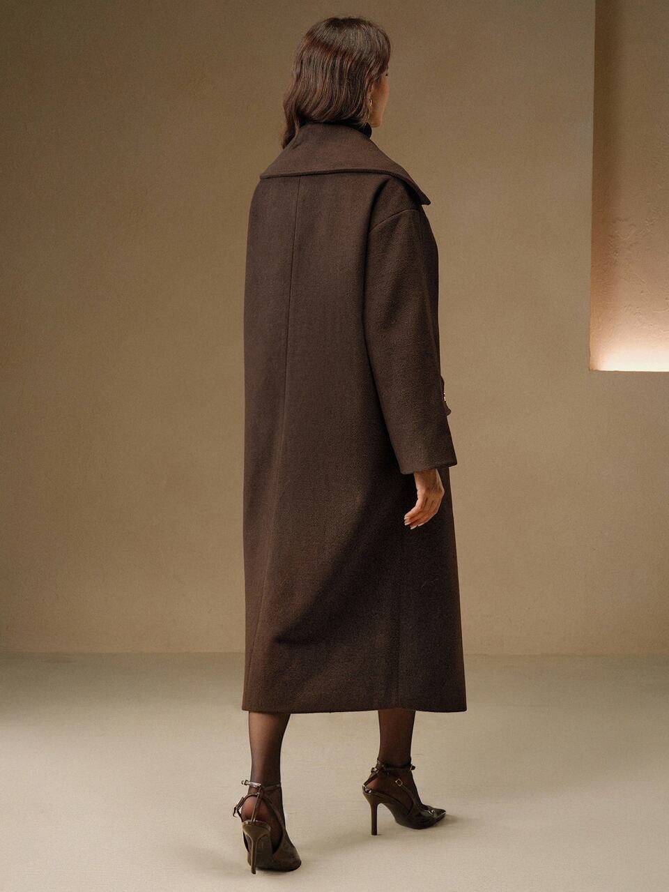 Anewsta Elegant Women's Coffee Brown Wool-Like Midi Overcoat With High Neck And Double Button Details Long Raglan Sleeve