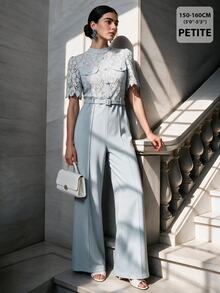 Anewsta Petite Anewsta 新款時尚水溶性蕾絲上衣，配水鑽裝飾腰帶與寬腿褲，優雅小碼女款連身褲 - 淺藍色 - 查看 6
