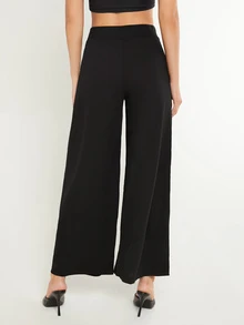 SHEIN BASICS 女款純色時尚百搭寬鬆寬腿褲 秋季居家休閒 純黑休閒百搭旅行度假褲 - 黑色 - 查看 3
