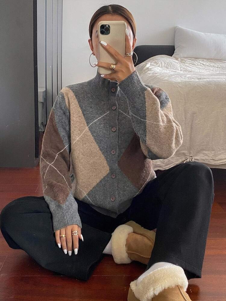 DAZY Sweater Wanita Lengan Panjang Longgar Motif Kotak-kotak Kerah Bulat untuk Musim Gugur - Aprikot - View 7