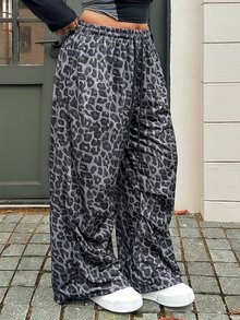 Dazy Plus 女款大尺碼彈性腰鬆顯百慕達短褲 運動休閒春夏運動短褲 - 深灰色 - 查看 5