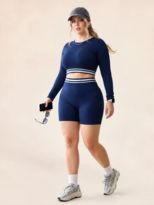 SHEIN Rhythm Era Plus Size Cropped Top And Shorts Sports Set Sports Gym Navy Blue Autumn - Navy Blue - View 3