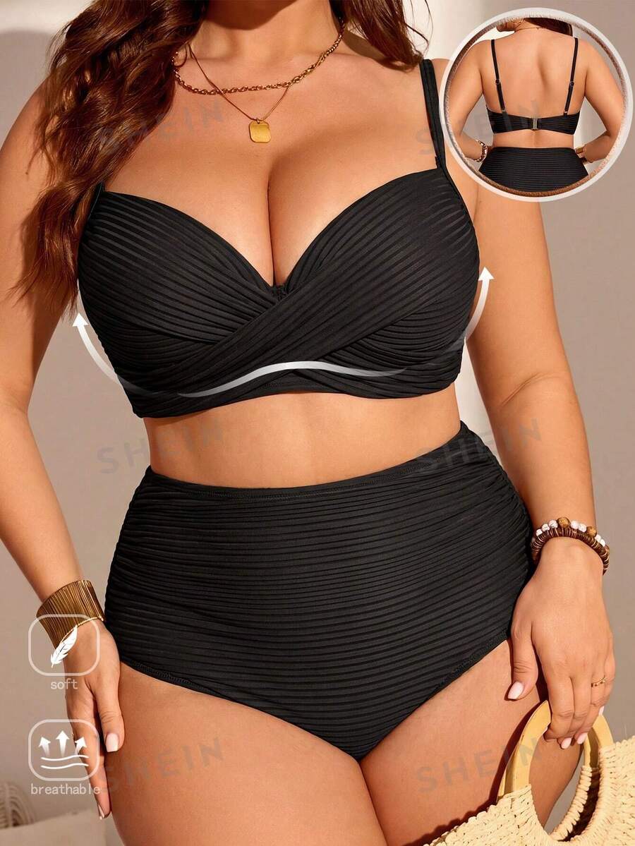 SHEIN Swim Curve 大尺碼女款 2 件組素色抓皺細肩帶比基尼套裝,時尚極簡度假泳裝 - 黑色 - 查看 1