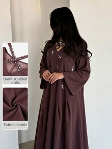 Yasmyna Gaun Abaya Wanita Berhiaskan Berlian Imitasi, Leher V, Lengan Mengembang, Longgar, Polos, Muslimah, Gaun Panjang Musim Gugur untuk Pernikahan dan Perjamuan - Red Violet - View 1