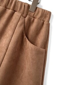 GlowEve CURVE Women's Plus Size Vintage Faux Suede Coffee Color Faux Slit A-Line Mini Skirt, Versatile Casual Commute Holiday New Style Autumn Outfit - Brown - View 4