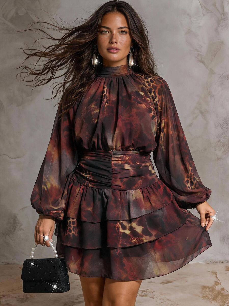 SHEIN Clasi فستان مقاس كبير بطبعة نمر وصبغة ربط مع أكمام فانوس وخصر مجعد
