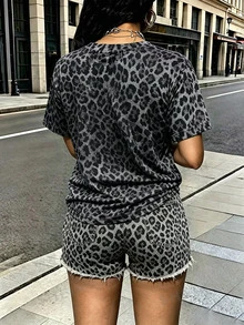 Rovax 女款灰色滿版豹紋印花T恤，3D豹子動物圖案寬鬆落肩復古Y2K休閒夏季街頭風上衣 - 彩色 - 查看 2