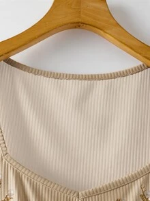 GlowEve CURVE Damen-Camisole in Große Größen, lässig, mit Blumenstickerei, Kunstperlen und Strass verziert, elegantes Sommer-Top, geeignet für Alltag und Dates - Khaki - Übersicht 5