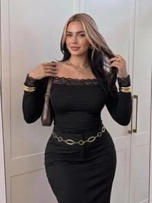 SHEIN CURVE+ 大尺碼女款蕾絲拼接不對稱肩休閒日常出遊T恤 - 黑色 - 查看 3
