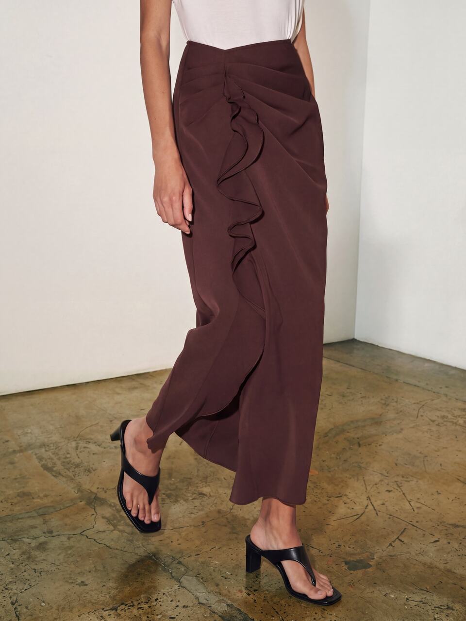 Anewsta Women's Romantic Elegant Ruffle Long Skirt, Daily Wear Office, Commute, Party, Date, Wedding Guest Dark Brown Autumn