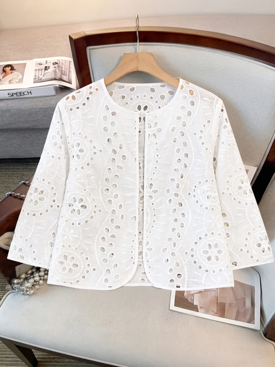 SHEIN CURVE+ Plus Size Women's Casual Elegant Loose Round Neck Cardigan 3/4 Sleeve Jacquard Fabric Jacket Party Autumn - White - View 1