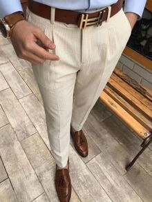 Manfinity RebelGame 男士休閒梭織彈性腰豎條紋錐形九分褲 度假風藍白條紋秋季款 - 卡其色 - 查看 6