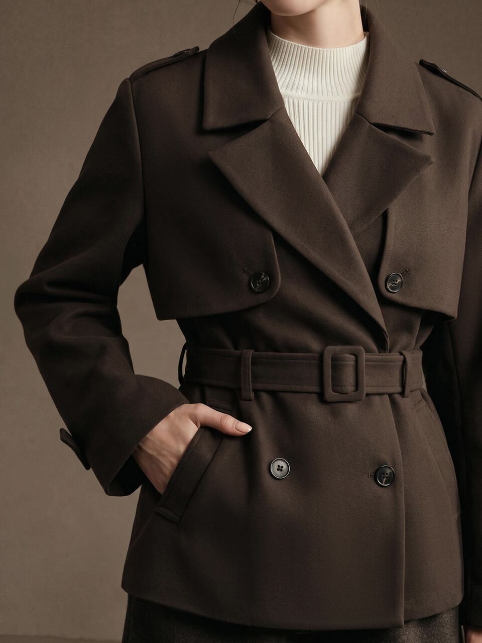 Anewsta Women's Autumn/Winter New Elegant Trench Coat, Loose Fit, Large Lapel, Shoulder Epaulettes, Double-Breasted, Cinched Waist Waist, Suitable For Commuting, Vacation, Dating, And Daily Wear