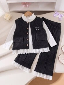 SHEIN Elladie kids 3件組少女荷葉領修身純色內搭衫 + 蕾絲飾邊蝴蝶結刺繡休閒前開扣背心 + 直筒長褲，秋季生日穿搭 - 深灰色 - 查看 8
