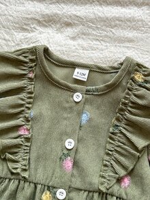 SHEIN Vintaside Kids 1件女嬰燈芯絨A字裙，甜美橄欖綠荷葉邊花卉刺繡長袖圓領常規款，派對秋季聖誕假期復古時尚 - 綠色 - 查看 5