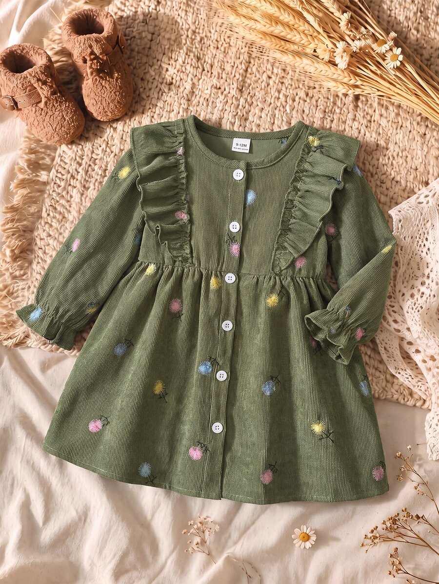 SHEIN Vintaside Kids 1件女嬰燈芯絨A字裙,甜美橄欖綠荷葉邊花卉刺繡長袖圓領常規款,派對秋季聖誕假期復古時尚 - 綠色 - 查看 1