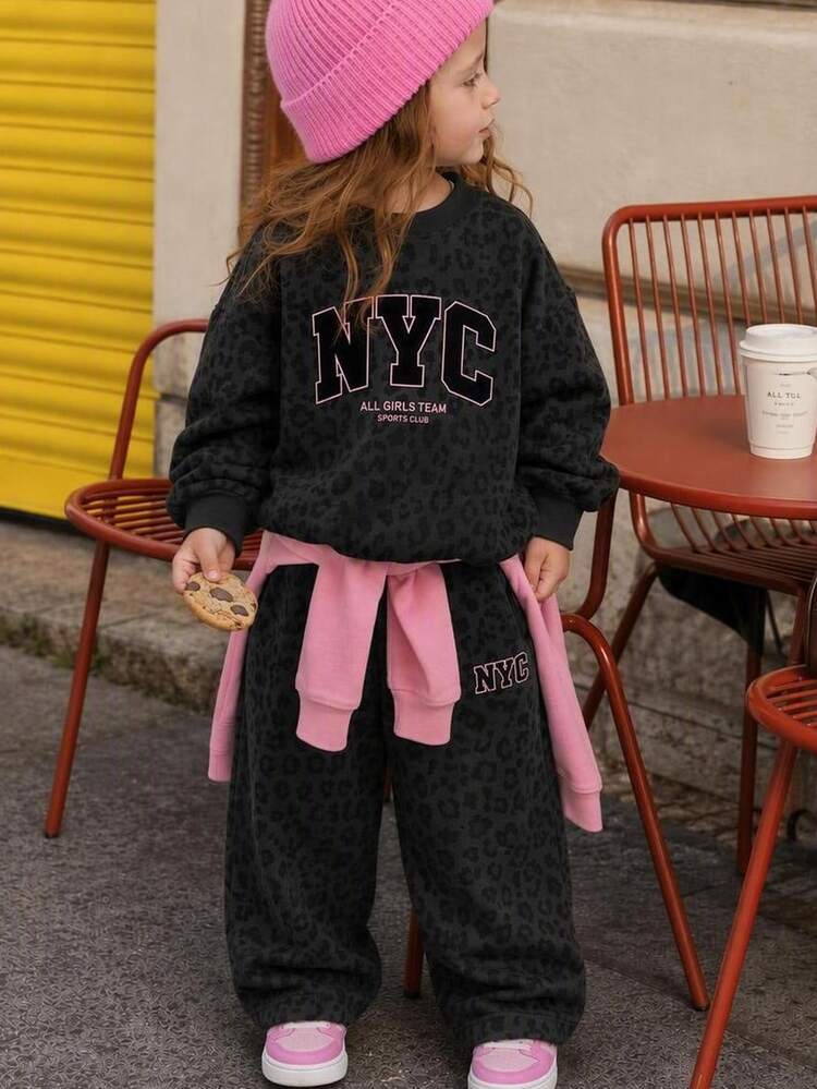Sweet Cool Black & Pink Colorway, Fashion Leopard Print Sporty Colorblock Letter NYC Graphic, Baby Girl Casual Soft Comfortable Loose Crew Neck Pullover Sweatshirt & Wide Leg Long Pants Sporty Set, Suitable For Autumn/Winter Daily, Sports, Streetwear, Sweet Cool Style, Back To School, American High Street, Sweet Cool Slouchy, Relaxed Fashion - Multicolor - View 4