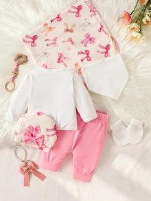SHEIN 6件組新生女嬰禮品套裝 上衣褲子帽子圍兜 甜美公主風 粉色白色蝴蝶結印花 3D結飾 長袖 生日秋季套裝 含手套 - 粉色 - 查看 2