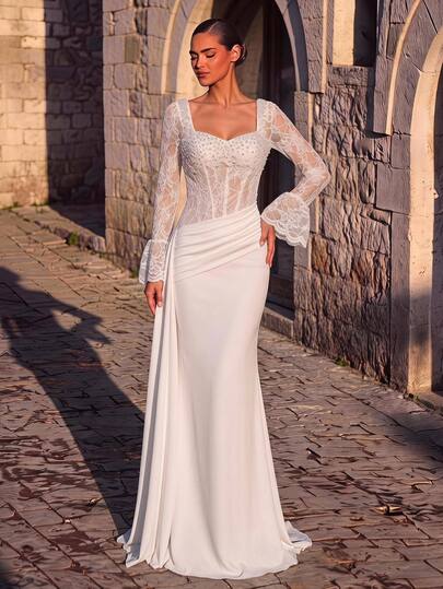 Elitara Robe de mariée élégante blanche romantique en dentelle avec encolure carrée, luxe, lourdement perlée, faite à la main, transparente, évasée, manches longues, baleinage de la taille, traîne sirène transparente, drapé latéral, convient pour tous les événements de mariage, enterrement de vie de jeune fille, toutes les occasions formelles, gala de soirée formel pour femmes