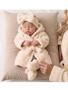 SHEIN Newborn Baby Winter Comfortable Long Sleeve Hooded Robe Loungewear Autumn Neutral - Beige - View 1