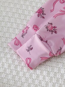 SHEIN Vintaside Kids 2件組新生女嬰迷人粉色花卉蝴蝶結印花長袖連腳軟針織睡衣，舒適秋冬出院居家睡衣，附荷葉邊 - 粉色 - 查看 7