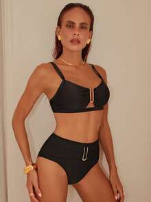 Swim Chiccia 2026春夏女款黑色粗肩帶可調節純色金色U型裝飾高衩比基尼泳褲兩件式泳衣套裝 - 黑色 - 查看 3