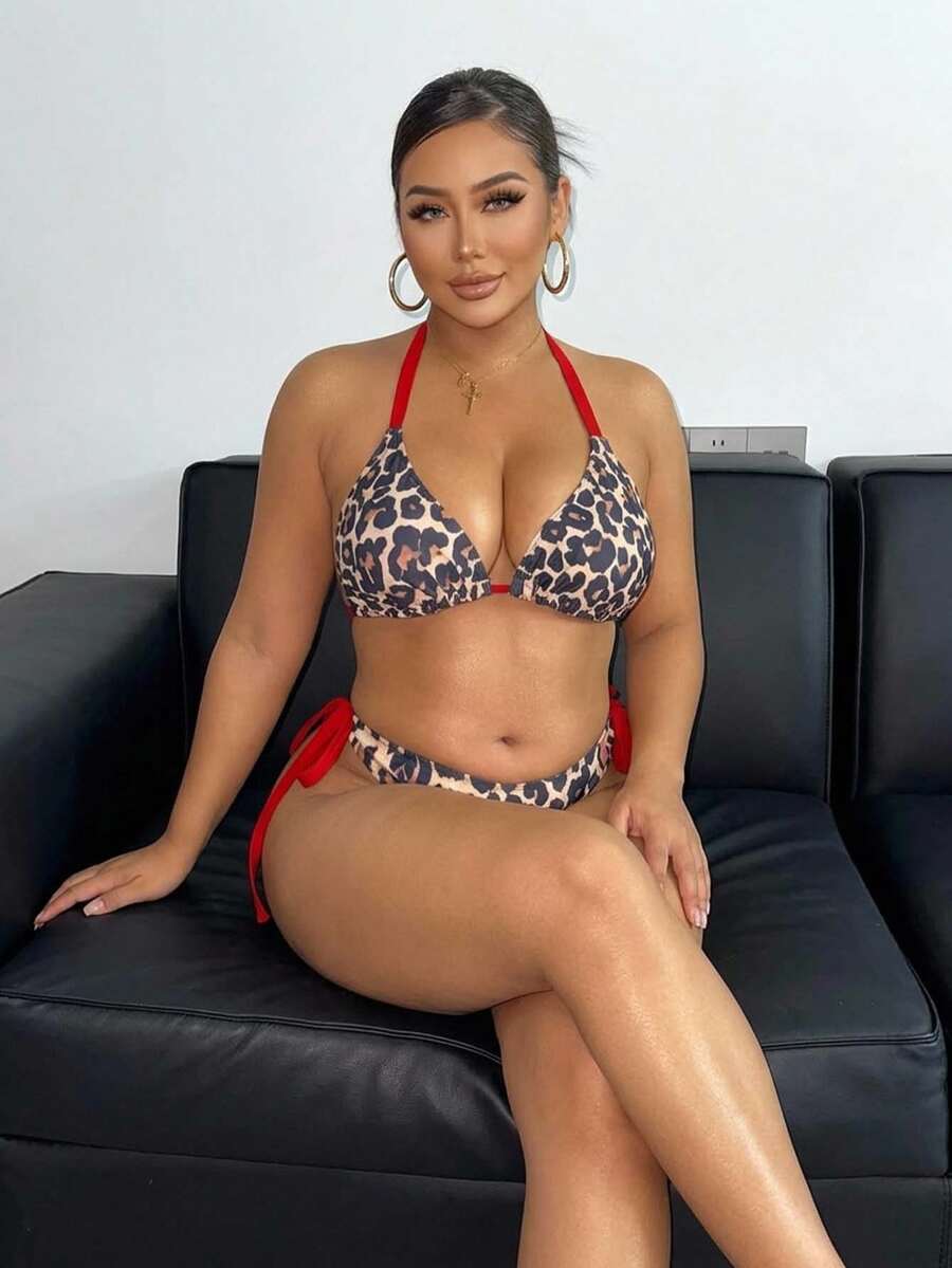SHEIN Swim 经典豹纹大码女式性感挂脖比基尼套装 - 紅色 - 查看 1