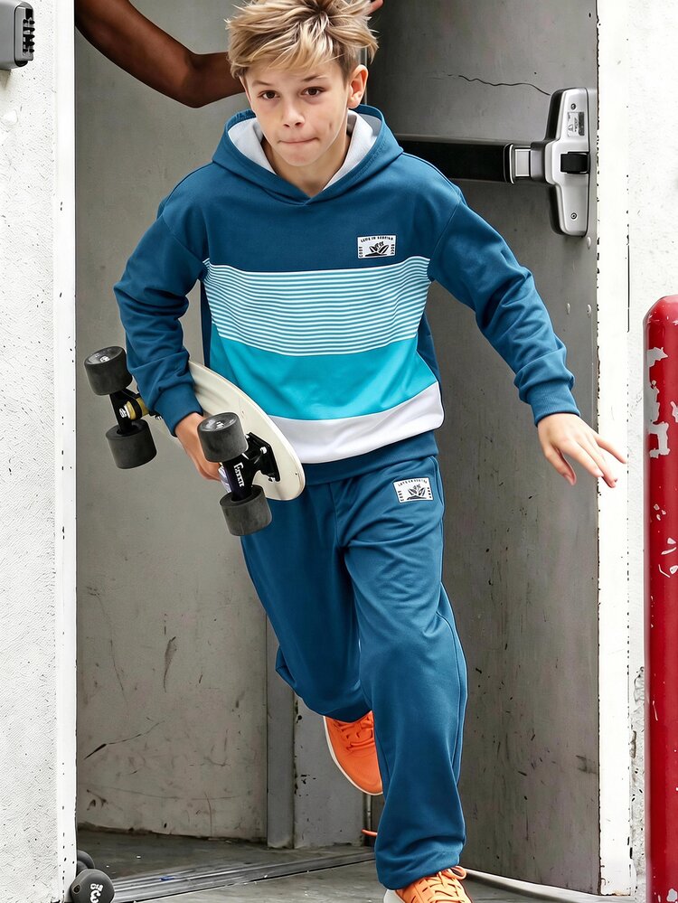 SHEIN 2pcs Kids Tween Boy Casual Daily Versatile Comfortable Striped Print Pattern Hoodie Loose Pullover Long Sleeve Sweatshirt Cuffed Loose Sweatpants Knit Sweatshirt Set 2 Pieces - Blue - View 4